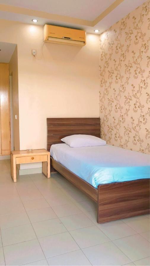 Airport Hotel Karachi Eksteriør billede