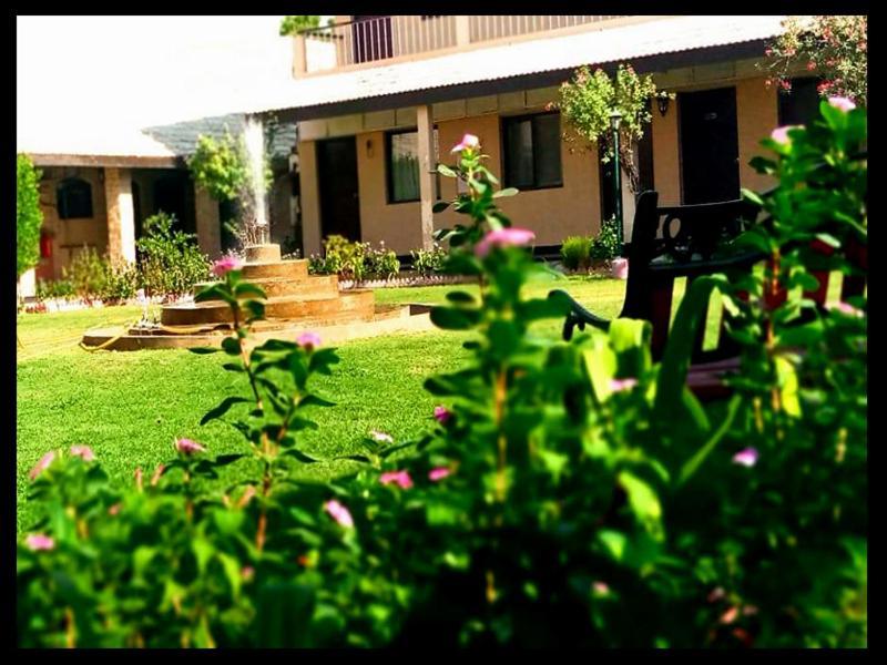 Airport Hotel Karachi Eksteriør billede